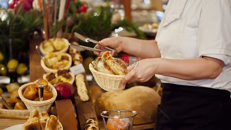 坚果炒货批发，这几类人开店更容易跑通